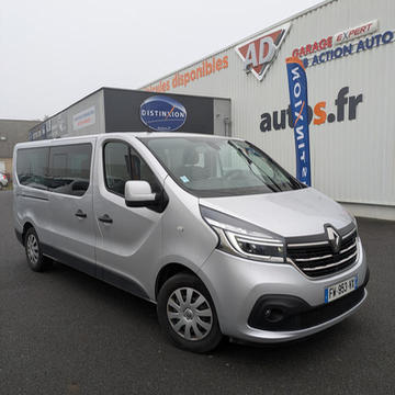 Location Renault Trafic 9 places à Chateaubriant